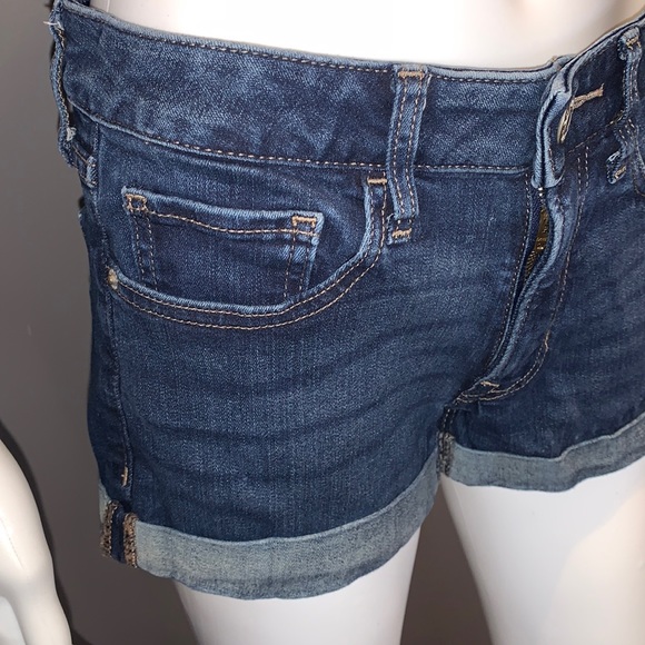 2/$40 Express Stretch + Performance Shortie Relaxed Low Rise Shorts - Picture 5 of 15